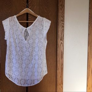 Classic lace flowered top